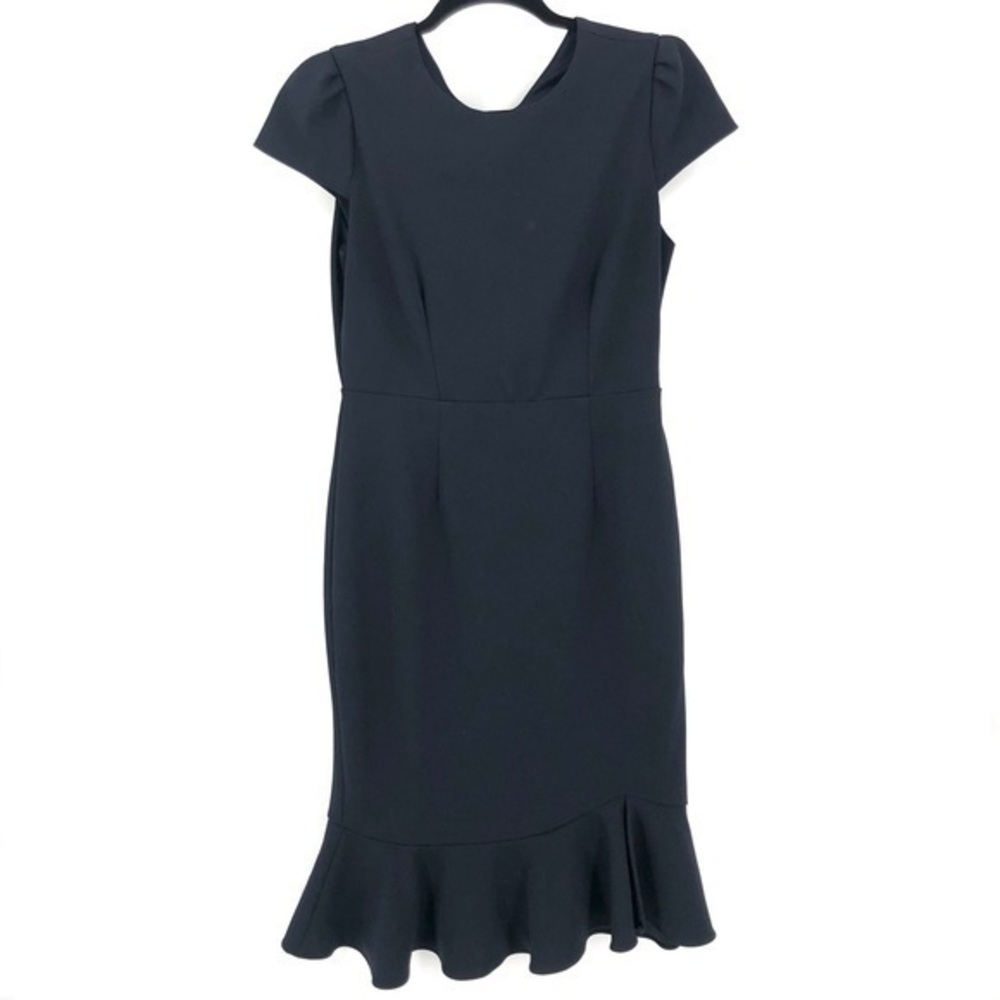 BETSEY JOHNSON Size 4 Little Black Dress